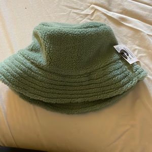 NWT Zara Sherpa Bucket Hat